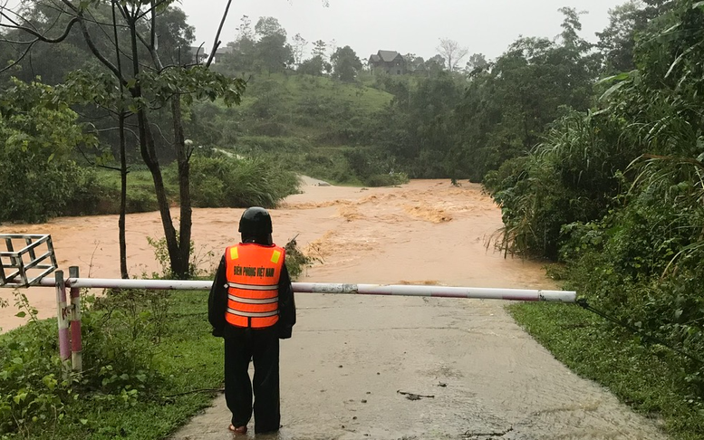 Quảng Trị: Hơn 1.400 hộ bị ngập, nhiều tuyến giao thông chia cắt, một người mất tích