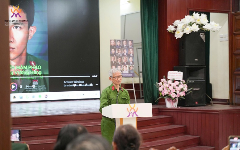 Từ 'Trái tim trên mâm pháo' đến cuộc đời nhà giáo bình dị