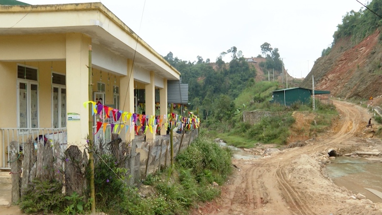 ‘Cô Pay bản Mông’ và câu chuyện giáo viên cắm bản- Ảnh 1.