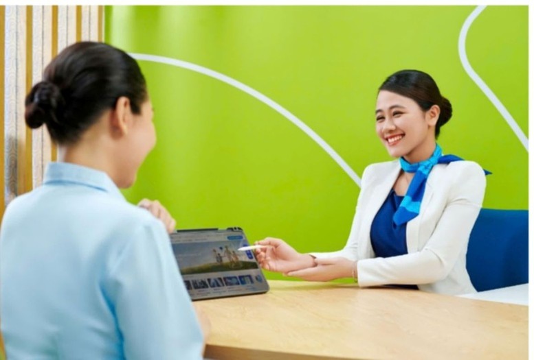 ACB: Đồng hành, hỗ trợ từng hộ kinh doanh 60 ngày cao điểm chuyển đổi thuế khoán sang kê khai- Ảnh 2.