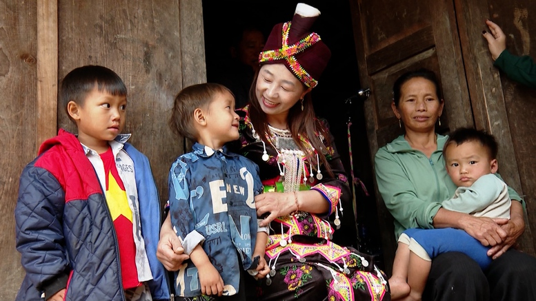 ‘Cô Pay bản Mông’ và câu chuyện giáo viên cắm bản- Ảnh 3.