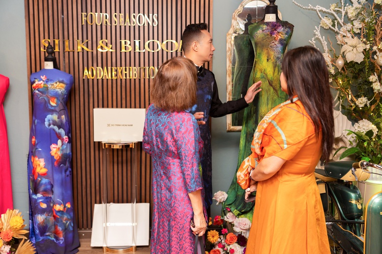NTK Đỗ Trịnh Hoài Nam quảng bá tinh hoa Áo dài Việt đến Hoa Kỳ- Ảnh 2. NTK Đỗ Trịnh Hoài Nam quảng bá tinh hoa Áo dài Việt đến Hoa Kỳ- Ảnh 2.