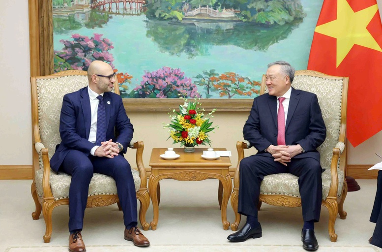 Phó Thủ tướng Thường trực Nguyễn Hòa Bình tiếp Tổng Thư ký Tòa Trọng tài thường trực (PCA)- Ảnh 2.