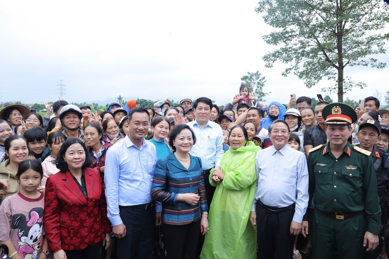 Chủ tịch nước Lương Cường dự Ngày hội Đại đoàn kết toàn dân tại Đà Nẵng- Ảnh 5.