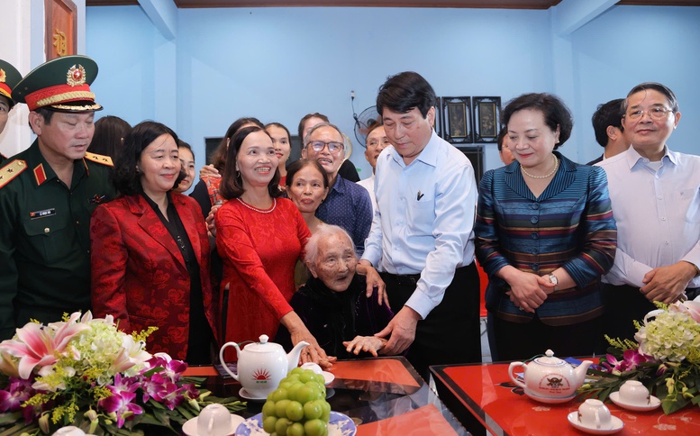 Chủ tịch nước Lương Cường dự Ngày hội Đại đoàn kết toàn dân tại Đà Nẵng- Ảnh 6.