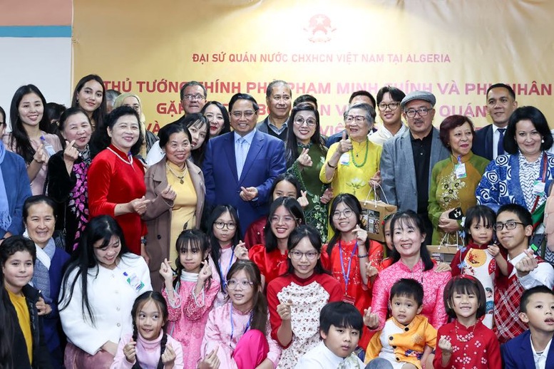 Thủ tướng: Kiều bào ta dù ở đâu cũng có thể trở về cội nguồn thuận lợi nhất- Ảnh 8. Thủ tướng: Kiều bào ta dù ở đâu cũng có thể trở về cội nguồn thuận lợi nhất- Ảnh 8.