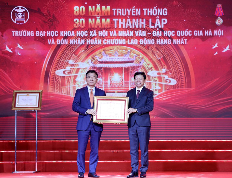 Khẳng định vai trò tiên phong, xứng đáng trung tâm nghiên cứu hàng đầu cả nước về khoa học xã hội và nhân văn- Ảnh 6.