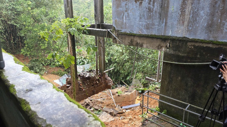 Quảng trị: Khẩn trương khắc phục hậu quả mưa lũ, bảo đảm an toàn cho người dân- Ảnh 2. Quảng trị: Khẩn trương khắc phục hậu quả mưa lũ, bảo đảm an toàn cho người dân- Ảnh 2.