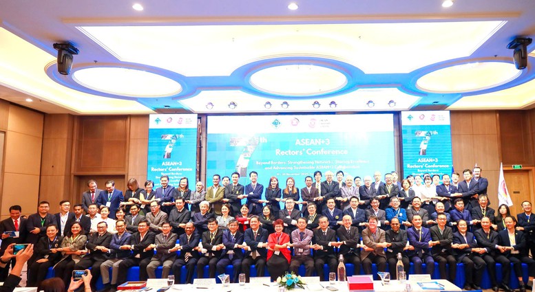 Hội nghị Hiệu trưởng ASEAN+3 tại Cần Thơ: Thời kỳ hợp tác mới giữa các trường đại học khu vực- Ảnh 3. Hội nghị Hiệu trưởng ASEAN+3 tại Cần Thơ: Thời kỳ hợp tác mới giữa các trường đại học khu vực- Ảnh 3.