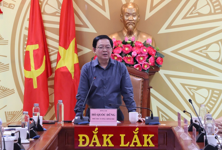 Huy động tối đa lực lượng, ưu tiên cứu dân, tiếp cận ngay các khu vực chia cắt tại Đắk Lắk- Ảnh 1.