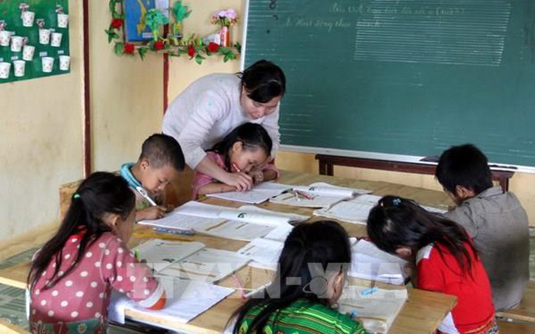 Rà soát quy định, bảo đảm chính sách tiền lương phù hợp cho nhà giáo