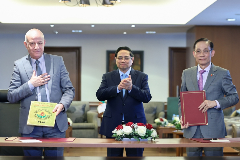 Thủ tướng tiếp Tổng Bí thư Đảng Mặt trận giải phóng dân tộc Algeria- Ảnh 3. Thủ tướng tiếp Tổng Bí thư Đảng Mặt trận giải phóng dân tộc Algeria- Ảnh 3.