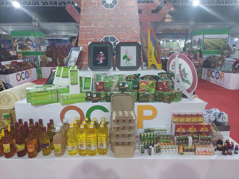 Xây dựng thương hiệu OCOP đưa sản phẩm làng nghề phát triển- Ảnh 2.
