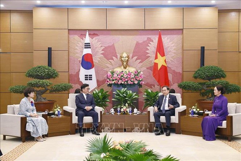 Chủ tịch Quốc hội Trần Thanh Mẫn hội đàm với Chủ tịch Quốc hội Hàn Quốc- Ảnh 2.