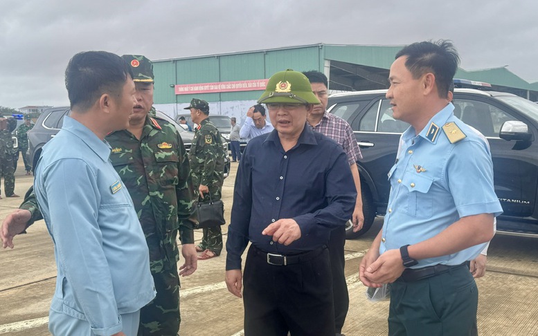 Phó Thủ tướng Hồ Quốc Dũng kiểm tra công tác ứng phó khẩn cấp mưa lũ tại Khánh Hòa