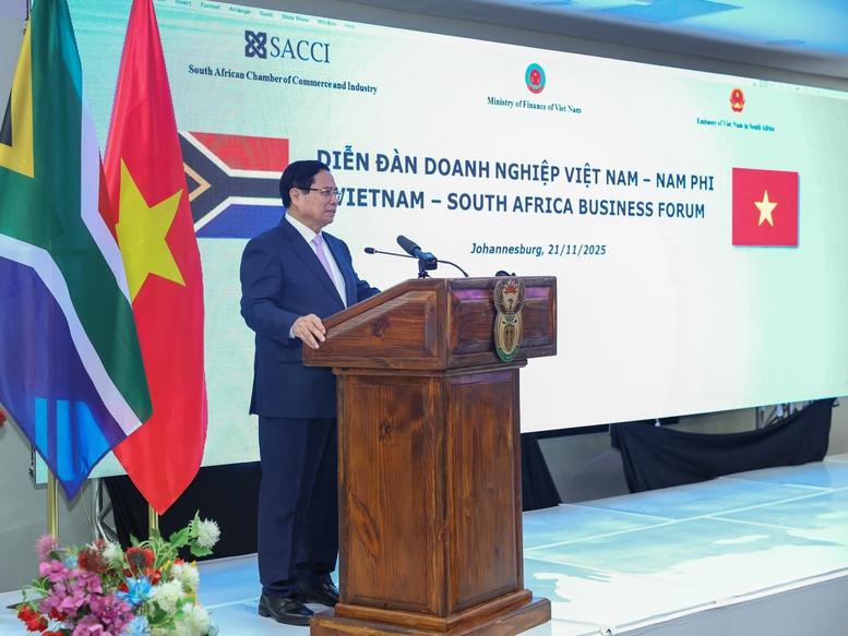 Thủ tướng kêu gọi doanh nghiệp Việt Nam – Nam Phi 'gặp gỡ - kết nối – hành động - ra sản phẩm'- Ảnh 7. Thủ tướng kêu gọi doanh nghiệp Việt Nam – Nam Phi 'gặp gỡ - kết nối – hành động - ra sản phẩm'- Ảnh 7.