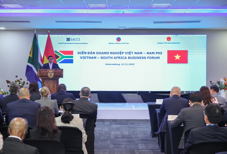 Thủ tướng kêu gọi doanh nghiệp Việt Nam – Nam Phi 'gặp gỡ - kết nối – hành động - ra sản phẩm'- Ảnh 5. Thủ tướng kêu gọi doanh nghiệp Việt Nam – Nam Phi 'gặp gỡ - kết nối – hành động - ra sản phẩm'- Ảnh 5.