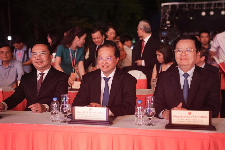 Liên hoan phim Việt Nam lần thứ 24: Thúc đẩy sáng tạo, nâng tầm điện ảnh- Ảnh 1.