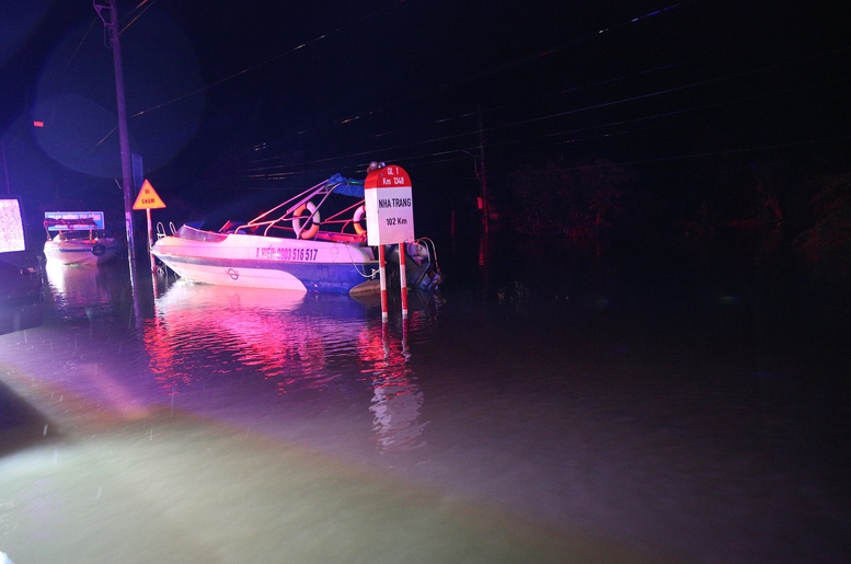 Nỗ lực giảm thiểu thiệt hại do mưa lũ gây ra- Ảnh 4.