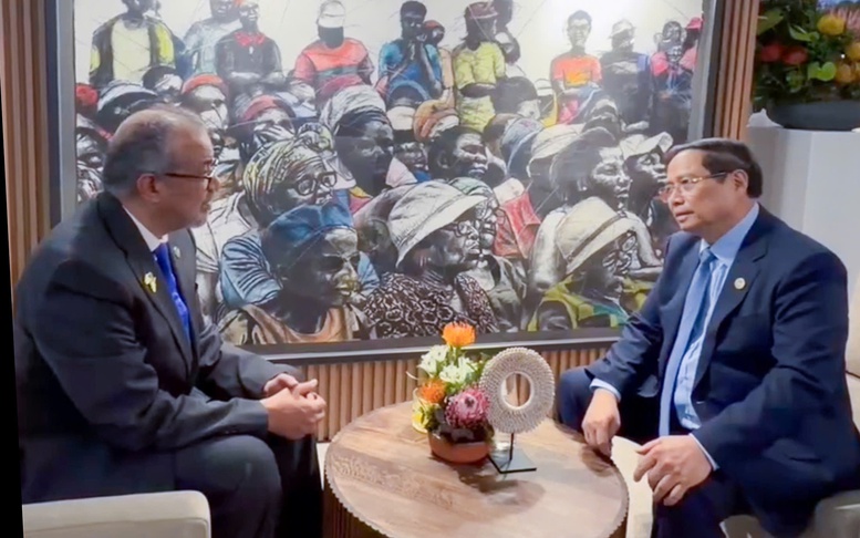 Thủ tướng đề nghị WHO hỗ trợ phòng ngừa dịch bệnh sau bão lũ lịch sử