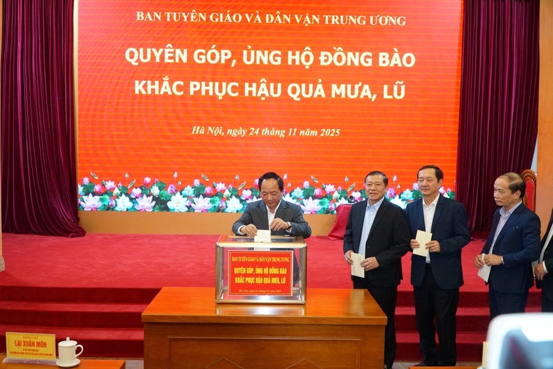 Ban Tuyên giáo và Dân vận Trung ương quyên góp, ủng hộ đồng bào các địa phương vùng lũ- Ảnh 1.