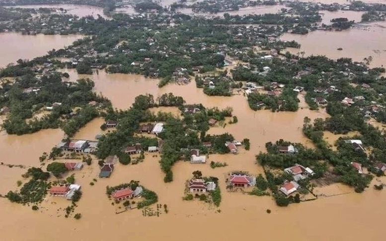 Bộ GD&ĐT sẽ cấp phát miễn phí toàn bộ sách giáo khoa cho học sinh vùng lũ