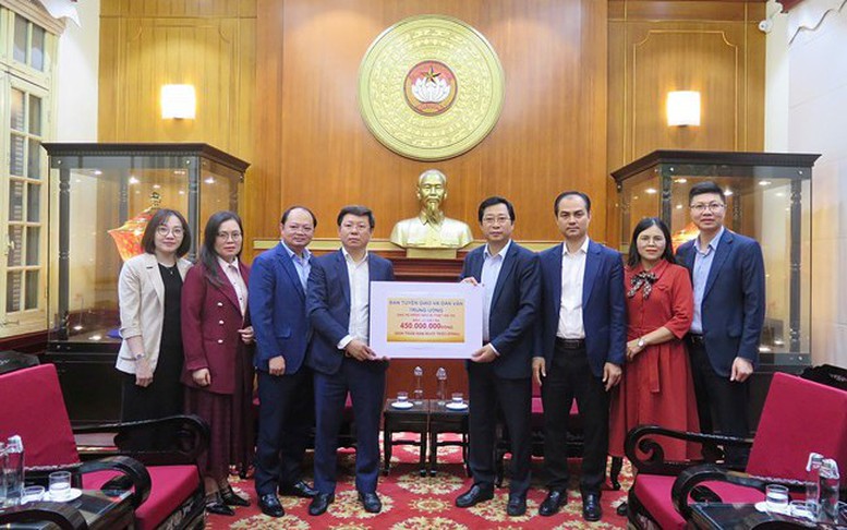 Hơn 2.088 tỷ đồng ủng hộ khắc phục hậu quả mưa lũ qua Ban Vận động cứu trợ Trung ương