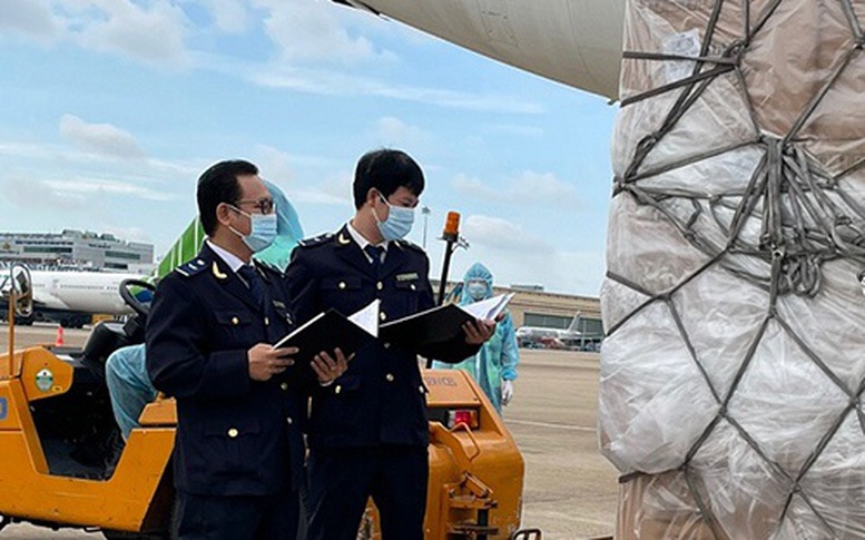 Hải quan thông quan ngay với hàng nhập khẩu phục vụ khắc phục thiên tai