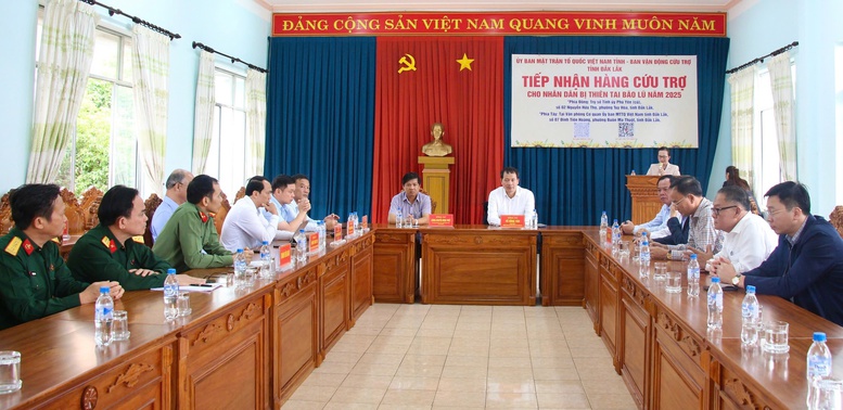 Đồng Nai hỗ trợ Đắk Lắk 10 tỷ đồng khắc phục thiên tai, bão lũ- Ảnh 1.