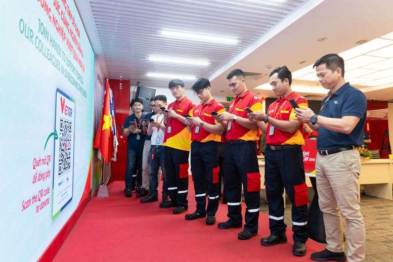 Những chuyến bay nghĩa tình hướng về miền Trung- Ảnh 3. Những chuyến bay nghĩa tình hướng về miền Trung- Ảnh 3.