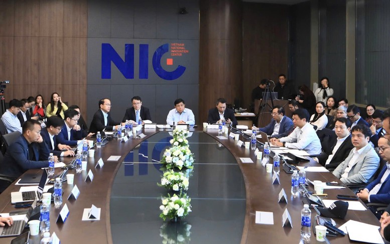 Nguồn lực đặc biệt quan trọng giúp Chính phủ phát triển các ngành công nghệ tiên phong