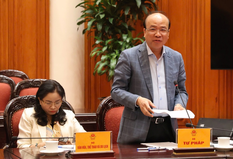 Phó Thủ tướng Hồ Quốc Dũng: Rà soát, chấm dứt văn bản hết hiệu lực thực tế nhưng chưa được bãi bỏ- Ảnh 2. Phó Thủ tướng Hồ Quốc Dũng: Rà soát, chấm dứt văn bản hết hiệu lực thực tế nhưng chưa được bãi bỏ- Ảnh 2.