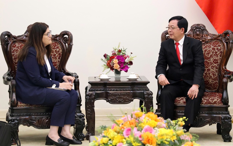 Phó Thủ tướng Hồ Quốc Dũng tiếp Bộ trưởng Ngoại giao và Kiều dân Palestine