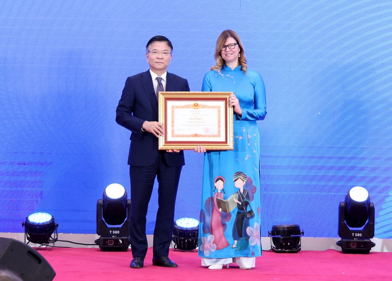 Chính phủ Việt Nam tiếp tục xác định bảo vệ quyền trẻ em là ưu tiên chiến lược quốc gia- Ảnh 7. Chính phủ Việt Nam tiếp tục xác định bảo vệ quyền trẻ em là ưu tiên chiến lược quốc gia- Ảnh 7.