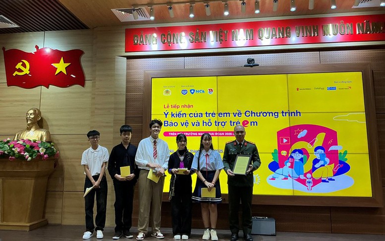 Hành động bảo vệ trẻ em trước thách thức từ môi trường mạng