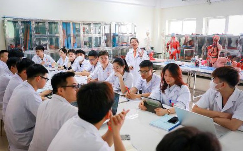 Giá trị người thầy vẫn là nền tảng trong thời đại AI