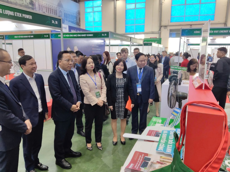 Hàng loạt giải pháp tiết kiệm điện tại Hội chợ triển lãm Thiết bị tiết kiệm năng lượng 2025- Ảnh 2.