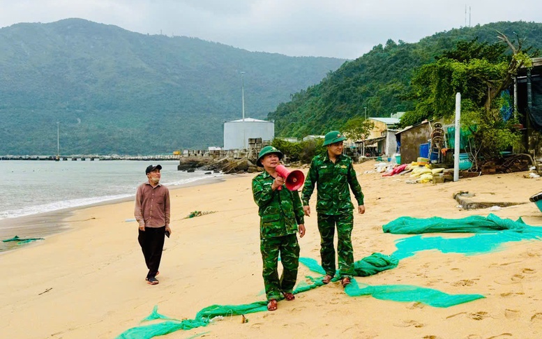 Ứng phó bão số 15: Đắk Lắk rà soát, sơ tán người dân trên các tàu, lồng bè