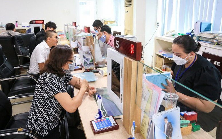 Sắp xếp đơn vị sự nghiệp, viên chức có được nghỉ hưu trước tuổi?