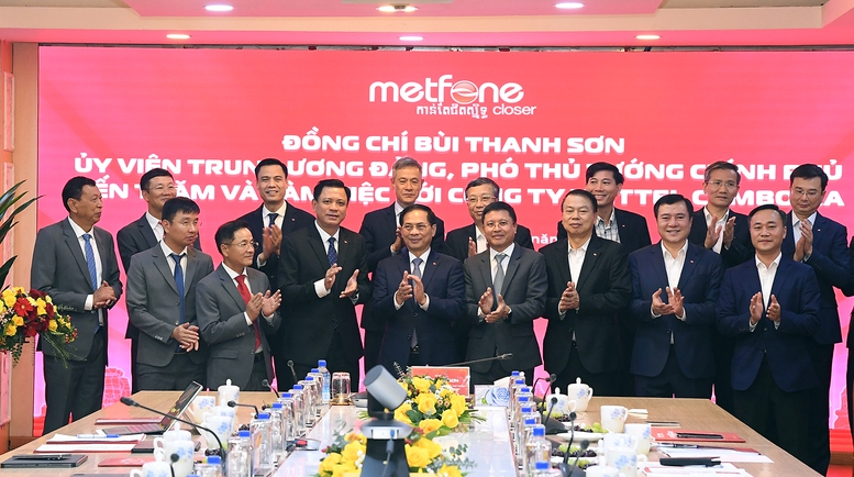 Phó Thủ tướng Bùi Thanh Sơn thăm các doanh nghiệp đầu tư tại Campuchia- Ảnh 1.