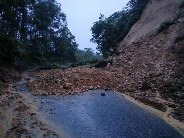 TP. Huế: Hỗ trợ cứu chữa miễn phí cho người bị thương do thiên tai- Ảnh 2.