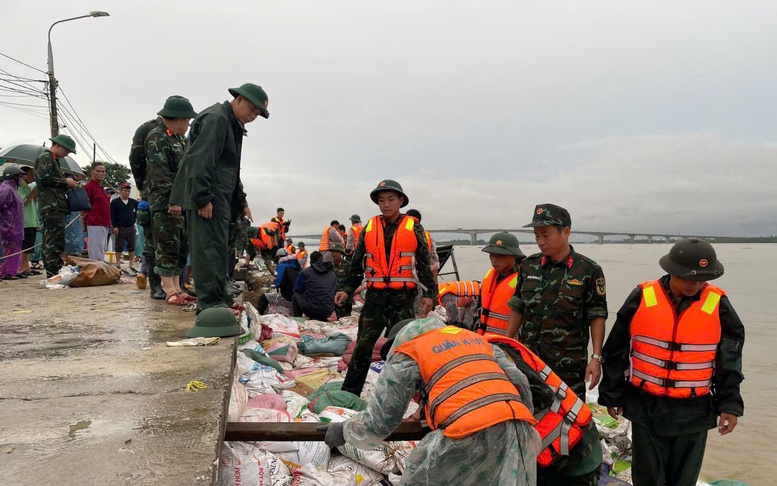 Đà Nẵng: Lập Sở chỉ huy tiền phương, khẩn cấp chống vỡ bờ kè An Lương
