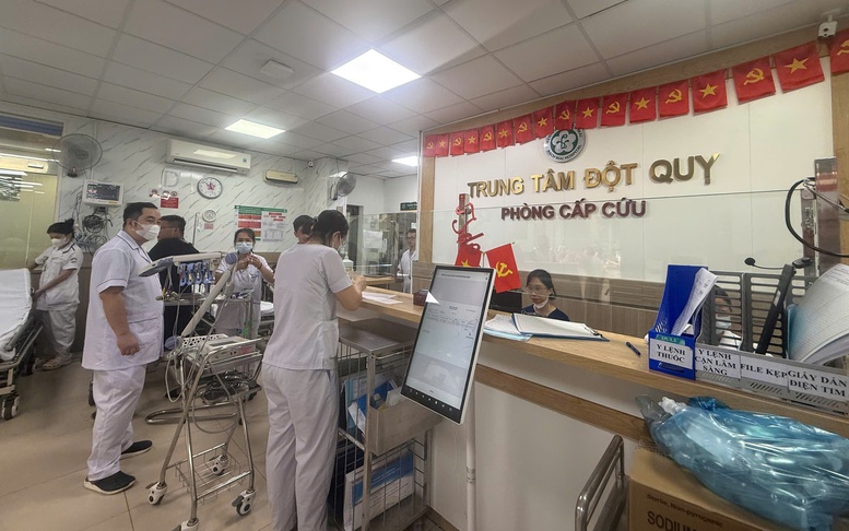 Phát triển mạng lưới cấp cứu đột quỵ tại tuyến tỉnh và khu vực