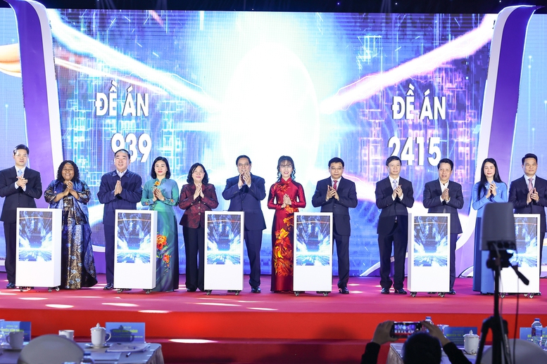 Thủ tướng: Phụ nữ Việt Nam ‘3 tiên phong’, ‘5 làm chủ’ trong khởi nghiệp sáng tạo- Ảnh 8. Thủ tướng: Phụ nữ Việt Nam ‘3 tiên phong’, ‘5 làm chủ’ trong khởi nghiệp sáng tạo- Ảnh 8.