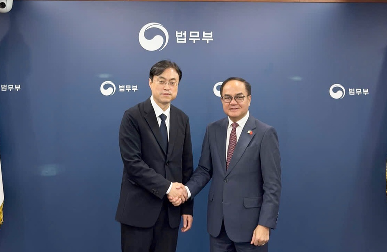 Việt Nam - Hàn Quốc thúc đẩy hợp tác trong lĩnh vực lao động, việc làm và quản lý di cư- Ảnh 3. Việt Nam - Hàn Quốc thúc đẩy hợp tác trong lĩnh vực lao động, việc làm và quản lý di cư- Ảnh 3.