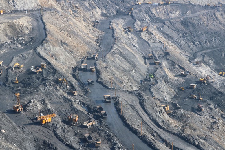 Khai thác vượt kế hoạch, TKV nỗ lực bứt phá những tháng cuối năm- Ảnh 1.