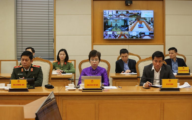 Đặt công tác phòng, chống bão số 13 trong 'tình trạng khẩn cấp hơn, nguy hiểm hơn'- Ảnh 4. Đặt công tác phòng, chống bão số 13 trong 'tình trạng khẩn cấp hơn, nguy hiểm hơn'- Ảnh 4.