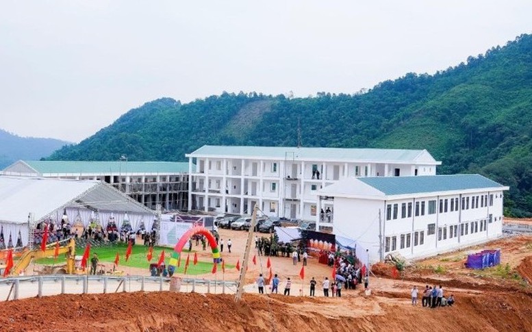 Đồng loạt khởi công 9 trường nội trú: Bước ngoặt giáo dục vùng biên Nghệ An