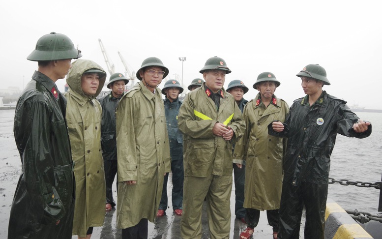 TP. Huế: Gần 6.000 cán bộ, chiến sĩ sẵn sàng cơ động ứng phó bão số 13