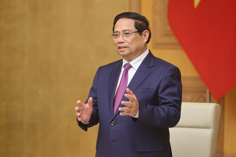 Thủ tướng: Việt Nam phấn đấu có nhà máy chip bán dẫn đầu tiên trong năm 2026- Ảnh 2.